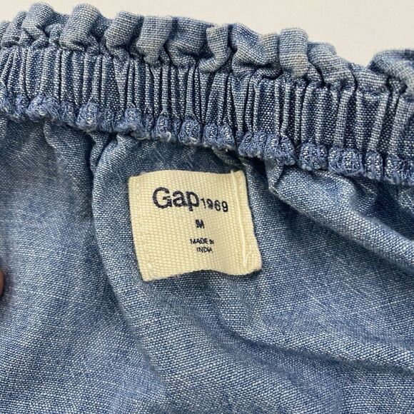 GAP Blue Chambray Off The Shoulder Smocked Embroidered Blouse Size M 3/4 Sleeve - Picture 7 of 11